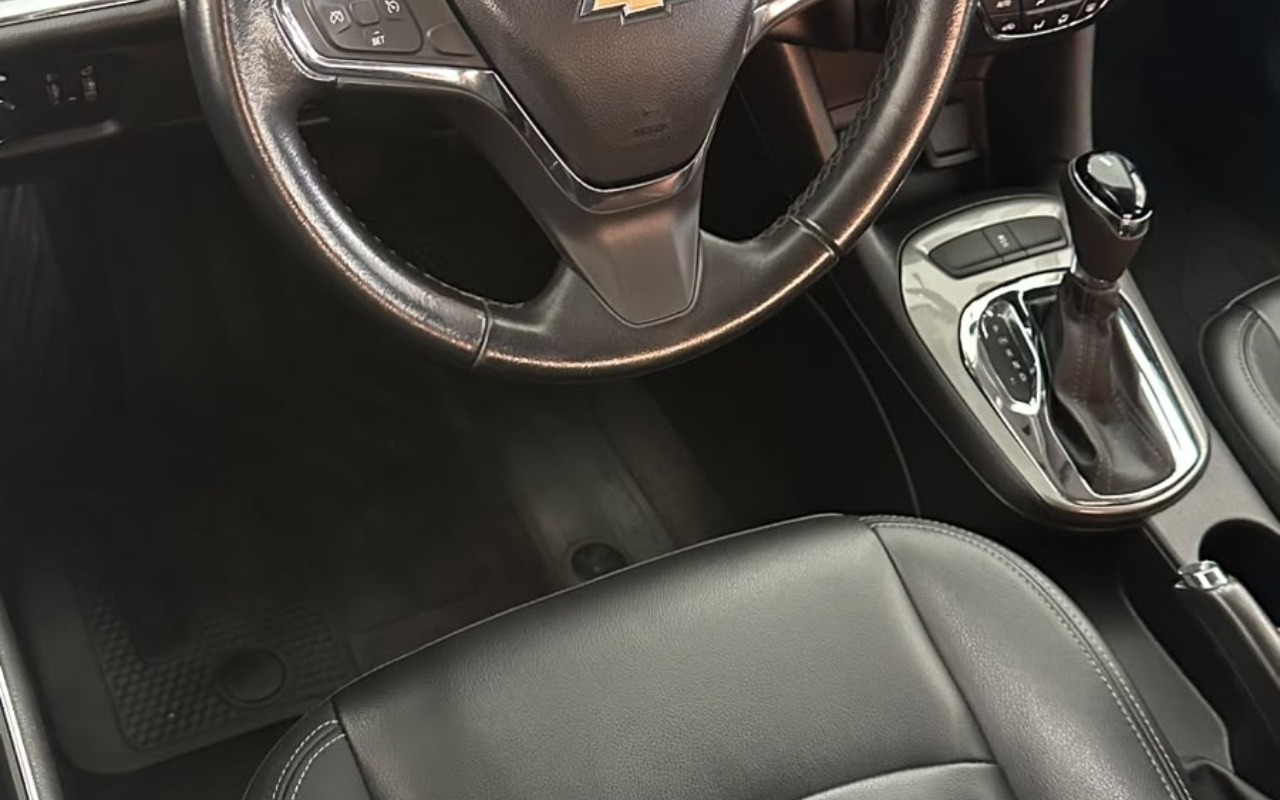 imagem-https://www.socarrao.com.br/sc-vehicle-images-prod/4091201/1790260938589-YThlN2E3NTAtYzI0Yi00MzE0LTk2NGMtNzliZWEwY2FhZGIzLmpwZw.jpg