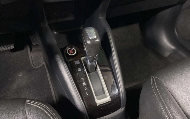 imagem-https://www.socarrao.com.br/sc-vehicle-images-prod/4091215/1790261034126-003_a5a26fd9b3c23db45d0ef76784cd271e.jpg