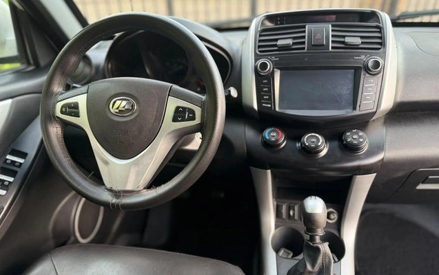imagem-https://www.socarrao.com.br/sc-vehicle-images-prod/4091218/1790349133720-8419855_1_B_25ee2c72ca.jpeg