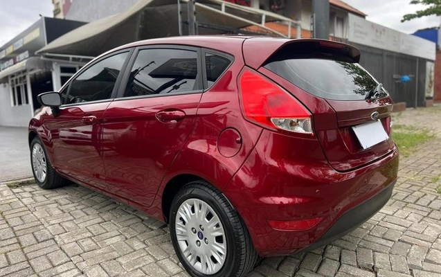 imagem-https://www.socarrao.com.br/sc-vehicle-images-prod/4091291/1790261198960-8465841_13_B_7f16c21cb2.jpeg