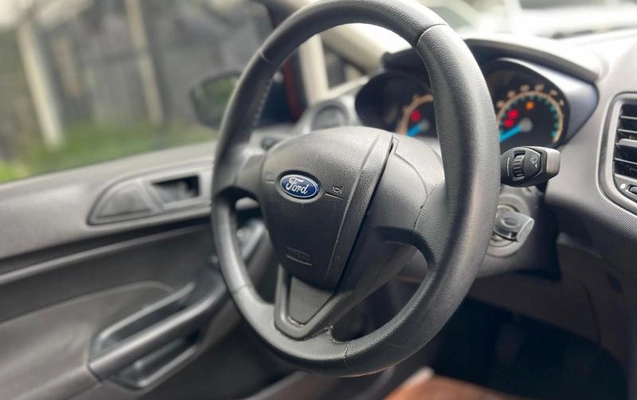 imagem-https://www.socarrao.com.br/sc-vehicle-images-prod/4091291/1790261198967-8465841_0_B_ce09924e80.jpeg