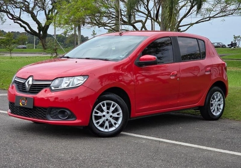 Renault Sandero 2015 Vermelho — foto 1 de 3
