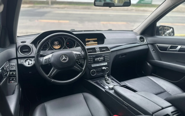 imagem-https://www.socarrao.com.br/sc-vehicle-images-prod/4091412/1790630561317-003_d586e93fb2ec71cfecb93f9b2847e052.jpg