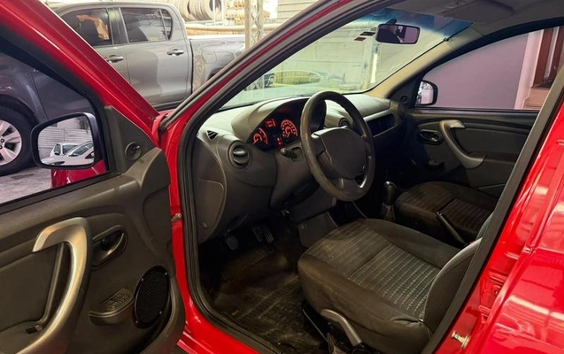 imagem-https://www.socarrao.com.br/sc-vehicle-images-prod/4091464/1790261704028-8508890_10_B_d4a748653e.jpeg