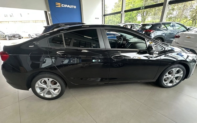 imagem-https://www.socarrao.com.br/sc-vehicle-images-prod/4091475/1790261740928-T09PT09PT09PT08uanBn.jpg