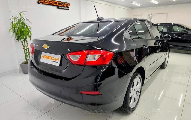 imagem-https://www.socarrao.com.br/sc-vehicle-images-prod/4091609/1790261930694-8404386_22_B_b862ebb63a.jpeg