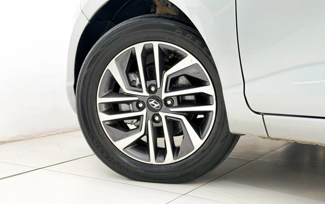imagem-https://www.socarrao.com.br/sc-vehicle-images-prod/4091652/1790262044687-f183592a5b5a4ea0977448f3c23b208c_1790262028554.jpg