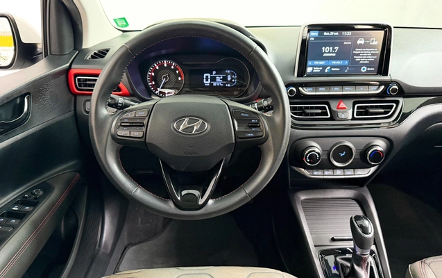 imagem-https://www.socarrao.com.br/sc-vehicle-images-prod/4091924/1790262853689-a979af5cdb914272808ac154581ef0f1_1790262761639.jpg