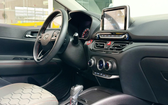 imagem-https://www.socarrao.com.br/sc-vehicle-images-prod/4091924/1790262853690-58173bee887c4884bc18cfc732bb4f8f_1790262762715.jpg