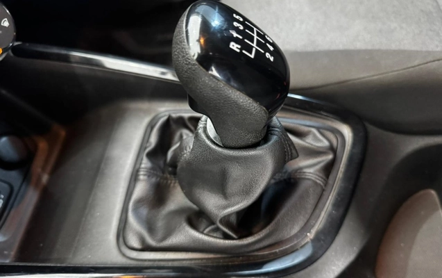 imagem-https://www.socarrao.com.br/sc-vehicle-images-prod/4091936/1790262903794-3_100518.jpg