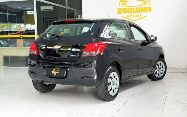 imagem-https://www.socarrao.com.br/sc-vehicle-images-prod/4092216/1790263635231-a5df5affca4949018e9329c8bb41704b_1790263607128.jpg