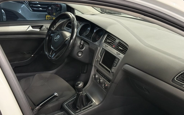 imagem-https://www.socarrao.com.br/sc-vehicle-images-prod/4092387/1790264324159-vehicle_image_1790264297_93f7376200e121e78c2237e7847ba130.jpeg
