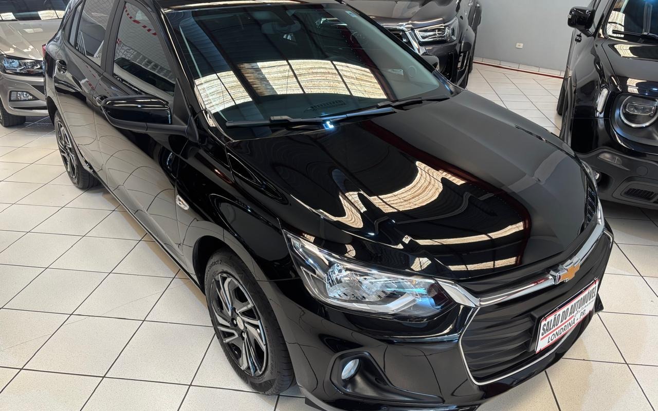 Chevrolet Onix 2024 Preto — foto 1 de 3