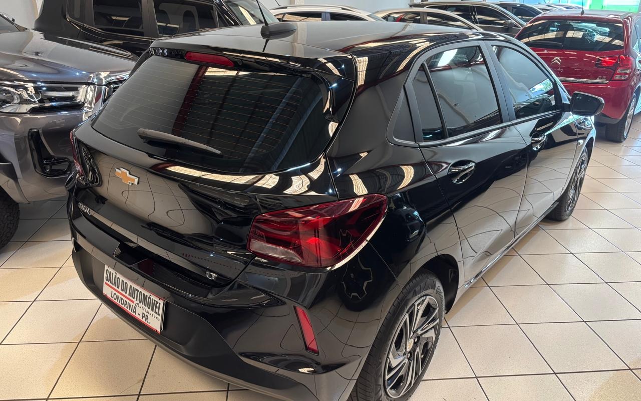 imagem-https://www.socarrao.com.br/sc-vehicle-images-prod/4092612/1790264642880-V2hhdHNBcHAgSW1hZ2UgMjAyNi0wOS0yNCBhdCAxMi4xNy41NyAoMSkuanBlZw.jpeg