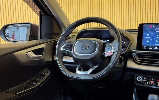 imagem-https://www.socarrao.com.br/sc-vehicle-images-prod/4092615/1790264647576-8506786_14_B_05749969d4.jpeg