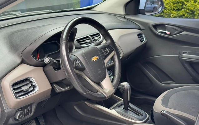 imagem-https://www.socarrao.com.br/sc-vehicle-images-prod/4093442/1790267342188-8496814_0_B_bca30de996.jpeg