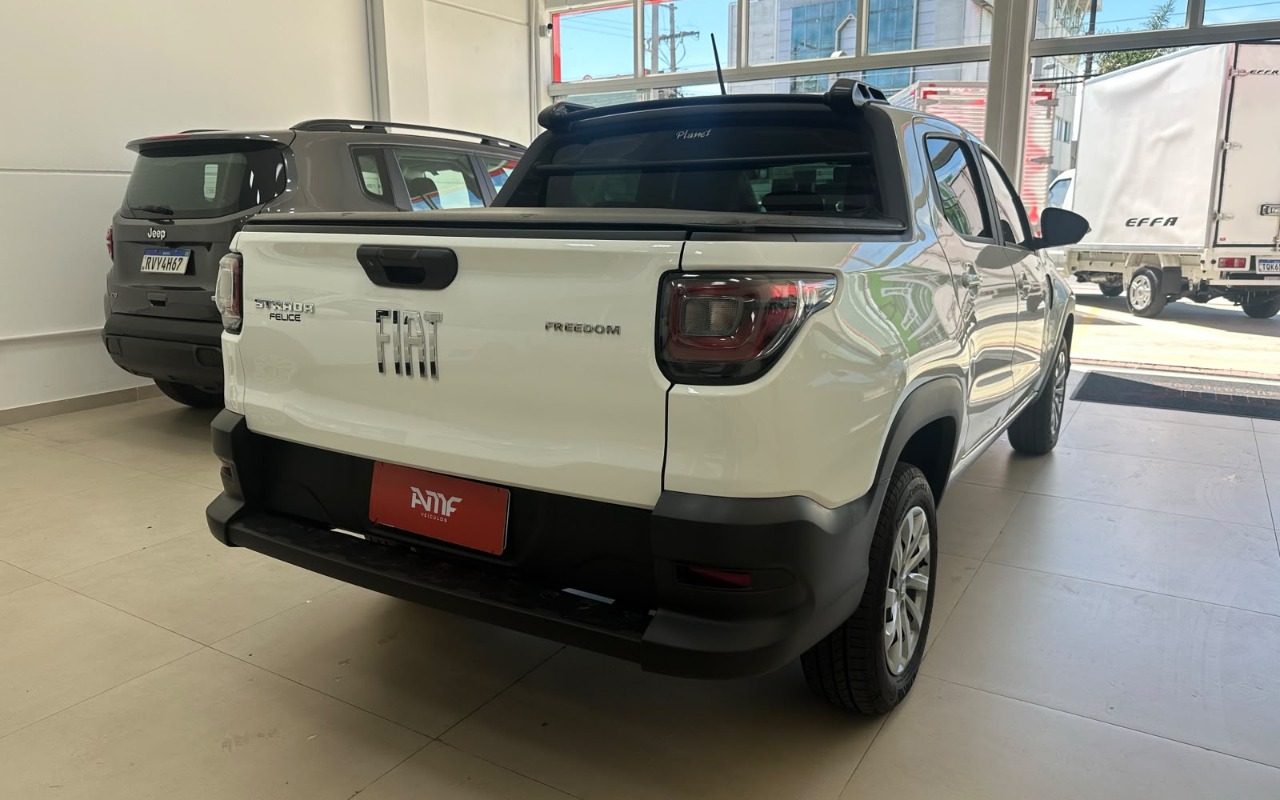 imagem-https://www.socarrao.com.br/sc-vehicle-images-prod/4093743/1790267795563-bW5qaGd0cmUuanBlZw.jpeg