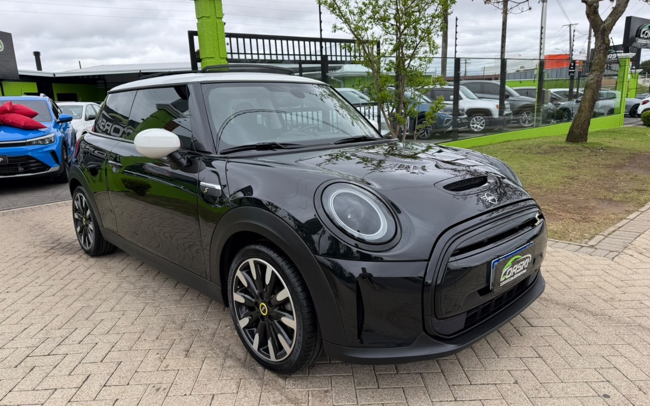 imagem-https://www.socarrao.com.br/sc-vehicle-images-prod/4093754/1790267837496-YzRkNjg3YzMtNmZlNy00MDAwLWExZDYtNjBiMDc1NjlhMWU5LmpwZWc.jpeg