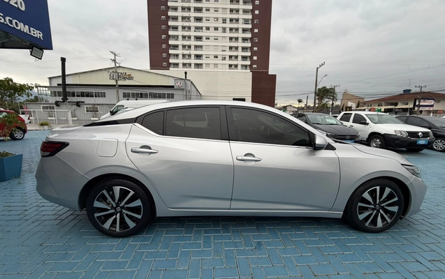 imagem-https://www.socarrao.com.br/sc-vehicle-images-prod/4093784/1790267910268-e49a6e62b4614f7eb0371b3849e34f8c_1790181415450.jpg