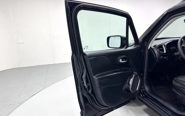 imagem-https://www.socarrao.com.br/sc-vehicle-images-prod/4094035/1790268266248-cfac0193-258e-445c-8c4d-353a4bf27b39.jpg
