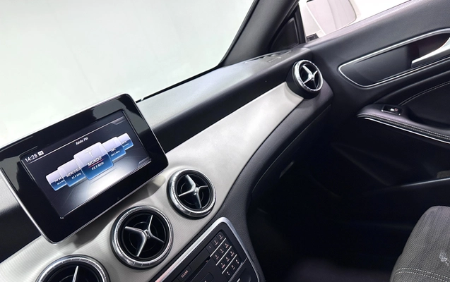 imagem-https://www.socarrao.com.br/sc-vehicle-images-prod/4094074/1790614951958-494937db-a074-476d-a321-fdd7733419b1.jpg