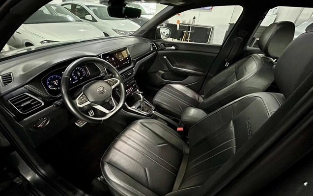 imagem-https://www.socarrao.com.br/sc-vehicle-images-prod/4094077/1790268510989-12c7e2379ad045438198845d4b5d6f53_1790268467679.jpg