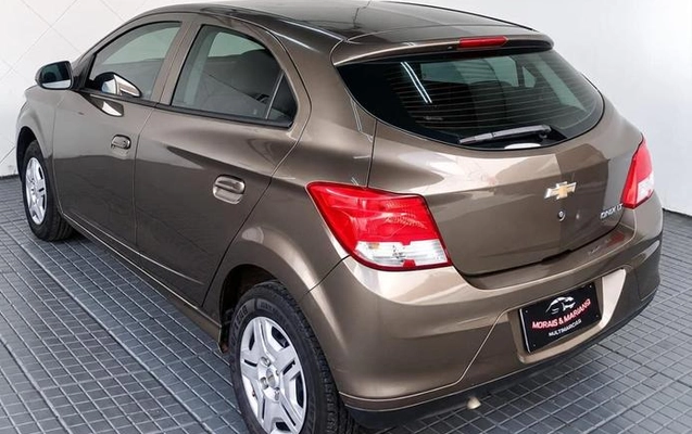 imagem-https://www.socarrao.com.br/sc-vehicle-images-prod/4094443/1790269422193-8469309_0_B_e65786300d.jpeg