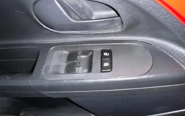 imagem-https://www.socarrao.com.br/sc-vehicle-images-prod/4094448/1790269444974-8495612_14_B_4116e60976.jpeg