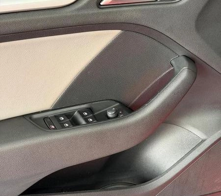 imagem-https://www.socarrao.com.br/sc-vehicle-images-prod/4094616/1790466997533-8509660_16_B_873b2f6206.jpeg