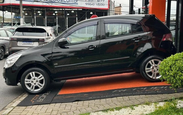imagem-https://www.socarrao.com.br/sc-vehicle-images-prod/4094798/1790270348758-8448103_14_B_18f301178f.jpeg
