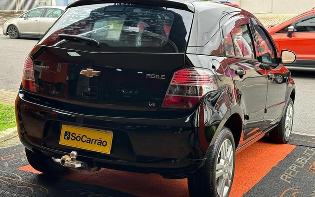 imagem-https://www.socarrao.com.br/sc-vehicle-images-prod/4094798/1790270348763-8448103_12_B_61bd5e9010.jpeg