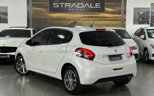 imagem-https://www.socarrao.com.br/sc-vehicle-images-prod/4094799/1791308465208-c7ea2f8f8f154d80abec51fc45f6dcab_1790270493248.jpg