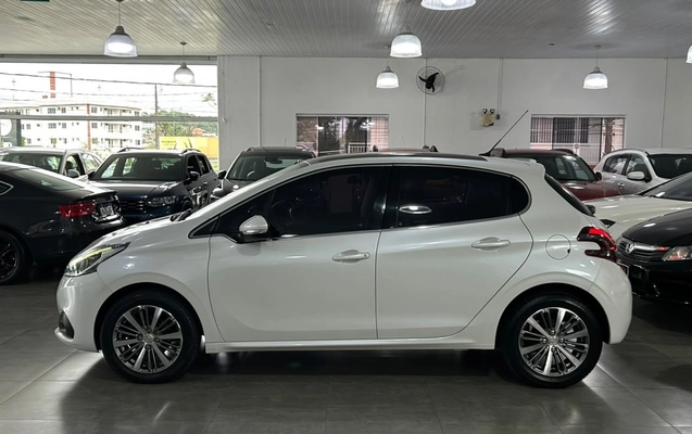 imagem-https://www.socarrao.com.br/sc-vehicle-images-prod/4094799/1791308465209-ae0c2aafa5264b749aaf06f4e29b422a_1790270493229.jpg