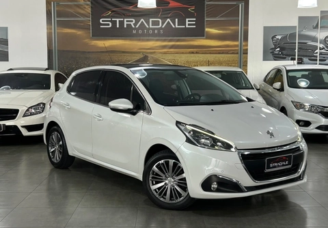Peugeot 208 2017 Branco — foto 1 de 3