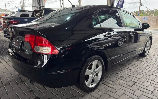 imagem-https://www.socarrao.com.br/sc-vehicle-images-prod/4094808/1790270436580-d367b602-9ef3-4f79-99f7-8b04f913a90a.jpg