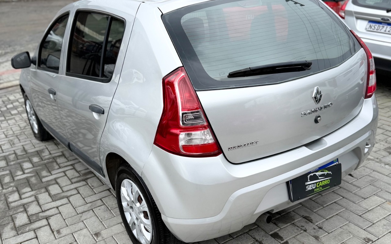 imagem-https://www.socarrao.com.br/sc-vehicle-images-prod/4094854/1790270570532-SU1HLTIwMjYwOTIzLVdBMDA4MS5qcGc.jpg