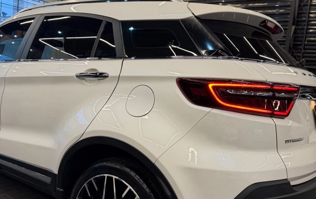 imagem-https://www.socarrao.com.br/sc-vehicle-images-prod/4094977/1790270707780-MTcuanBn.jpg