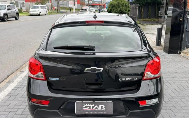 imagem-https://www.socarrao.com.br/sc-vehicle-images-prod/4095011/1790272233761-8352873_5_B_c05468402a.jpeg