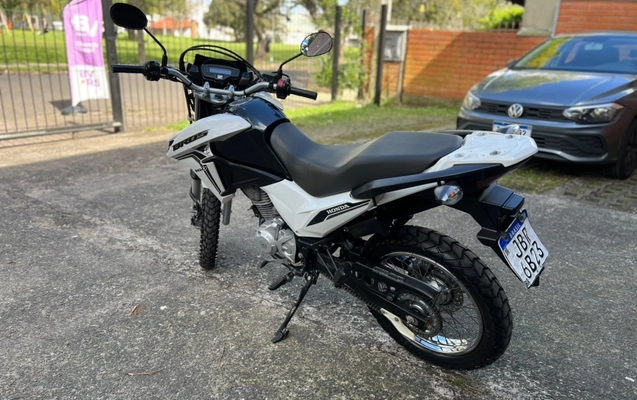 imagem-https://www.socarrao.com.br/sc-vehicle-images-prod/4095067/1791914554885-JZa2v7iUBvQbNweU7K6zeN3BS1xOMce2.jpg