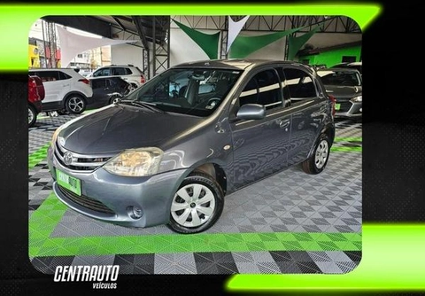 Toyota Etios 2013 Cinza — foto 1 de 3