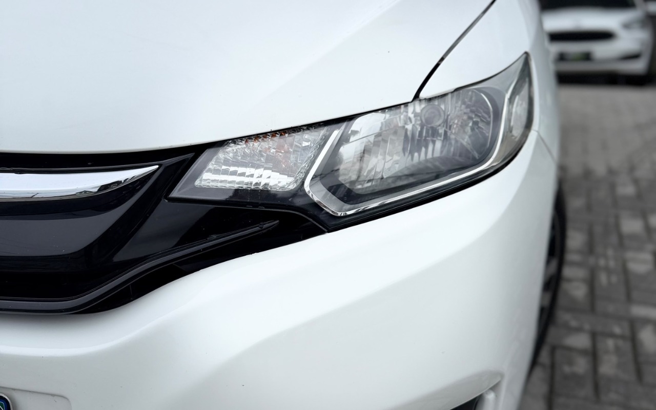 imagem-https://www.socarrao.com.br/sc-vehicle-images-prod/4095171/1790271431928-SU1HLTIwMjYwOTIzLVdBMDA1MS5qcGc.jpg