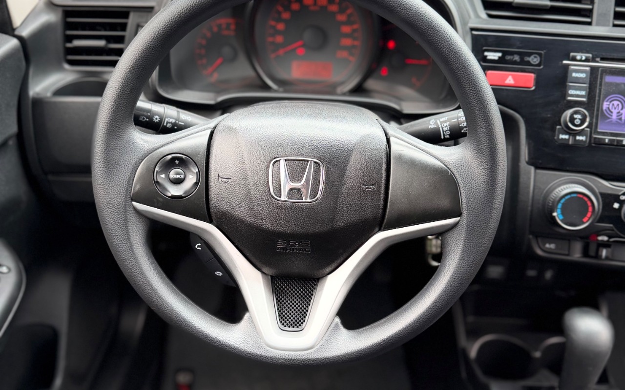 imagem-https://www.socarrao.com.br/sc-vehicle-images-prod/4095171/1790271431989-SU1HLTIwMjYwOTIzLVdBMDA1Ny5qcGc.jpg