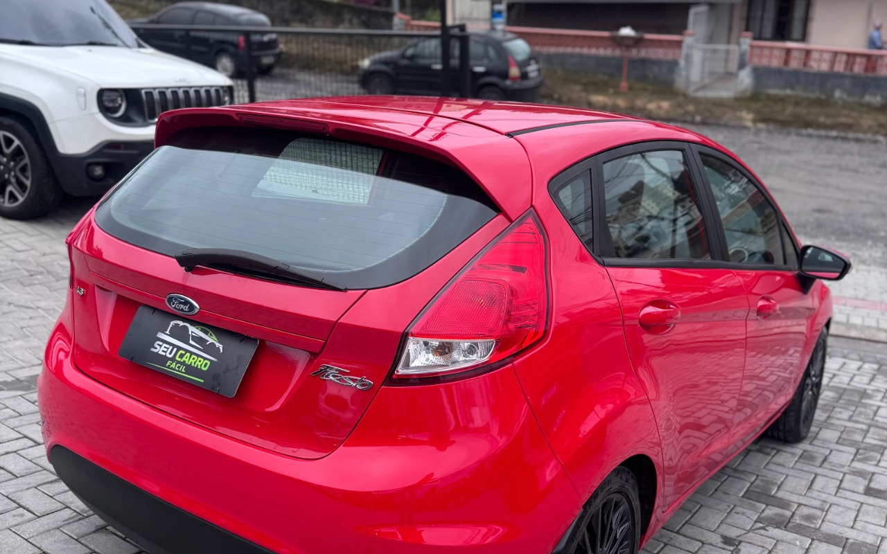 imagem-https://www.socarrao.com.br/sc-vehicle-images-prod/4095387/1790271791301-SU1HLTIwMjYwOTIyLVdBMDA2Mi5qcGc.jpg