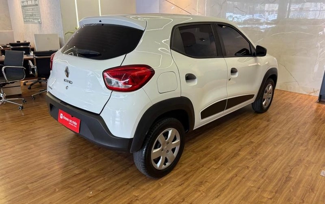 imagem-https://www.socarrao.com.br/sc-vehicle-images-prod/4095388/1790961970279-8445066_14_B_78b7781e3d.jpeg