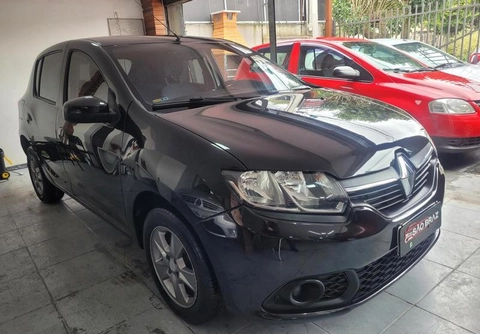 Renault Sandero 2015 Preto — foto 1 de 3