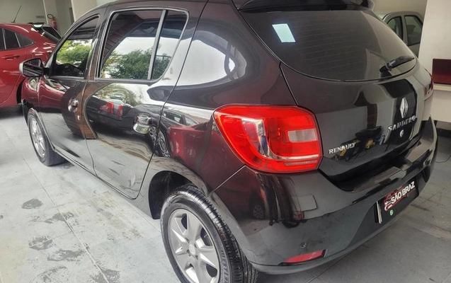 imagem-https://www.socarrao.com.br/sc-vehicle-images-prod/4095391/1791390613515-8506628_5_B_d32411537d.jpeg