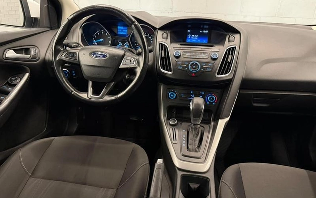 imagem-https://www.socarrao.com.br/sc-vehicle-images-prod/4095421/1790271919415-8478742_3_B_13749da108.jpeg