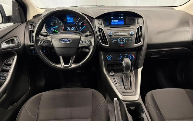 imagem-https://www.socarrao.com.br/sc-vehicle-images-prod/4095421/1790271919431-8478742_3_B_c65ca2e642.jpeg