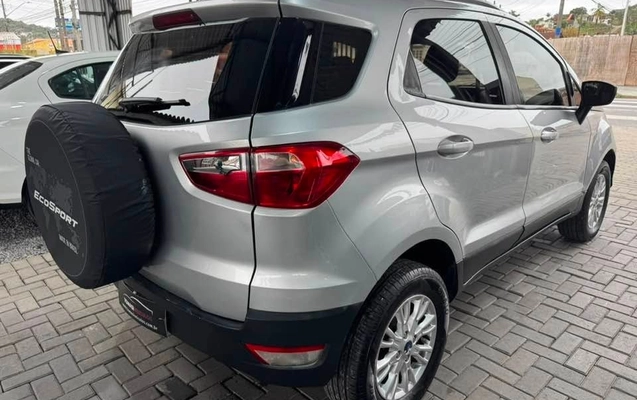 imagem-https://www.socarrao.com.br/sc-vehicle-images-prod/4095488/1790272048764-ced78810-93a5-4bcd-a302-79b115262743.jpg