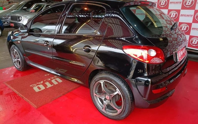 imagem-https://www.socarrao.com.br/sc-vehicle-images-prod/4095492/1790272067098-8478111_5_B_20518c90f8.jpeg